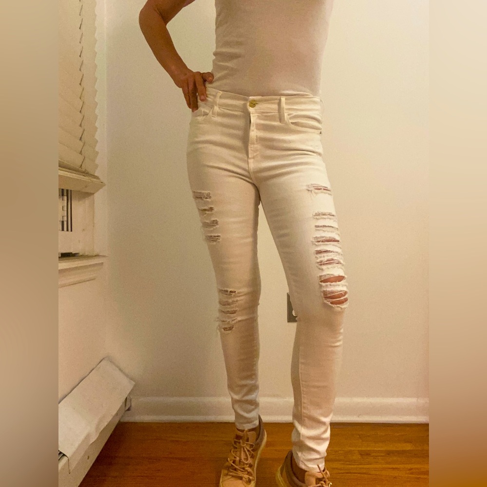 New Frame Distressed size 30 Skinny Jeans
